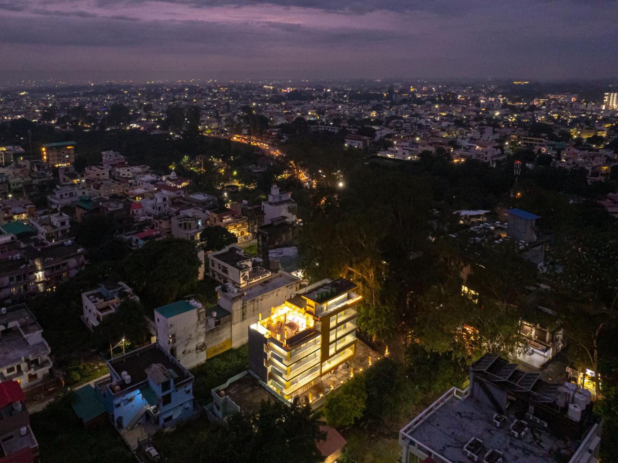 The Hosteller Dehradun Eksteriør bilde